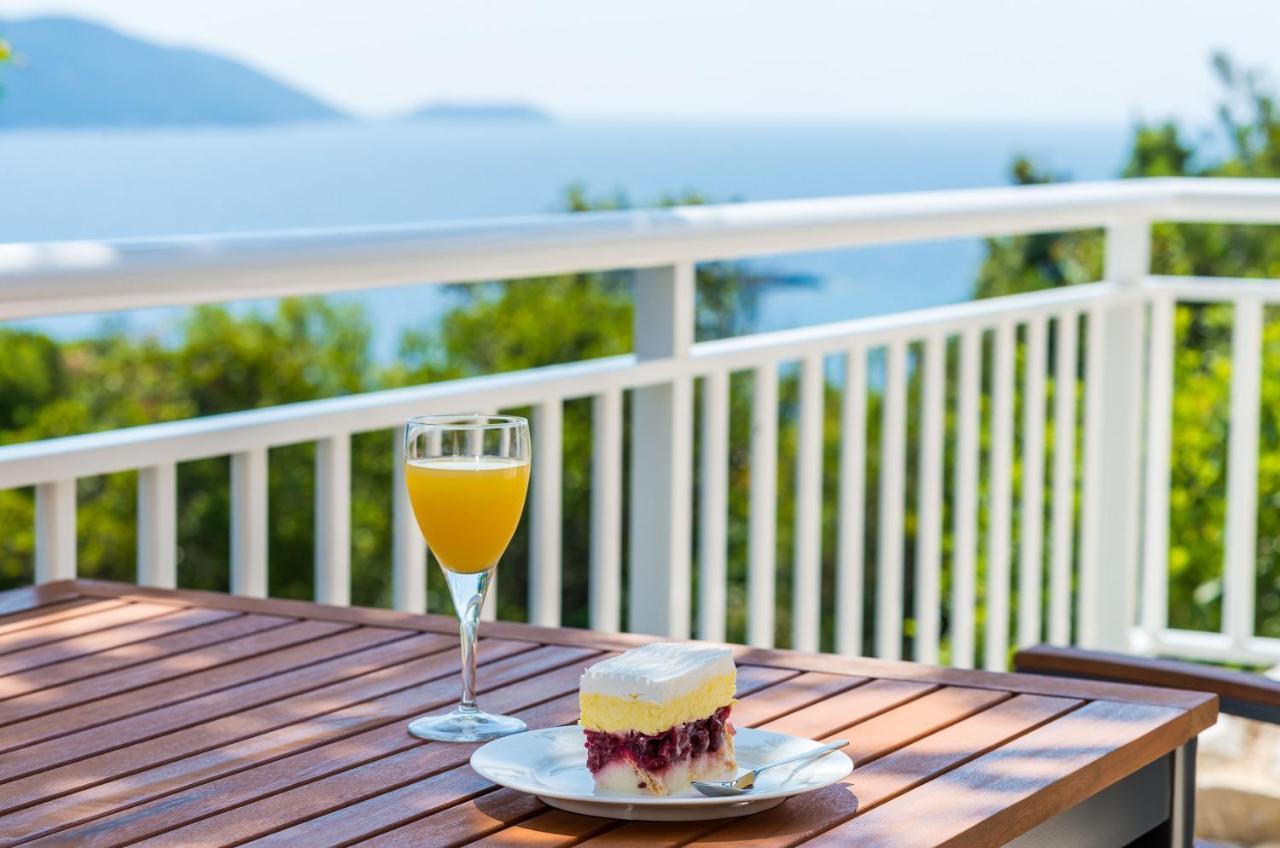 Apartments Sara Molunat Εξωτερικό φωτογραφία