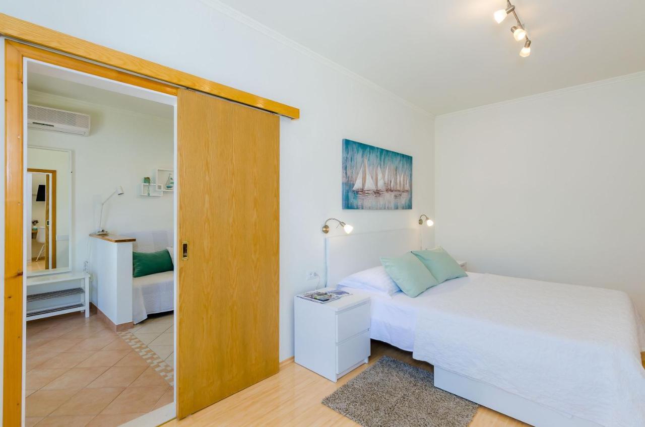 Apartments Sara Molunat Εξωτερικό φωτογραφία