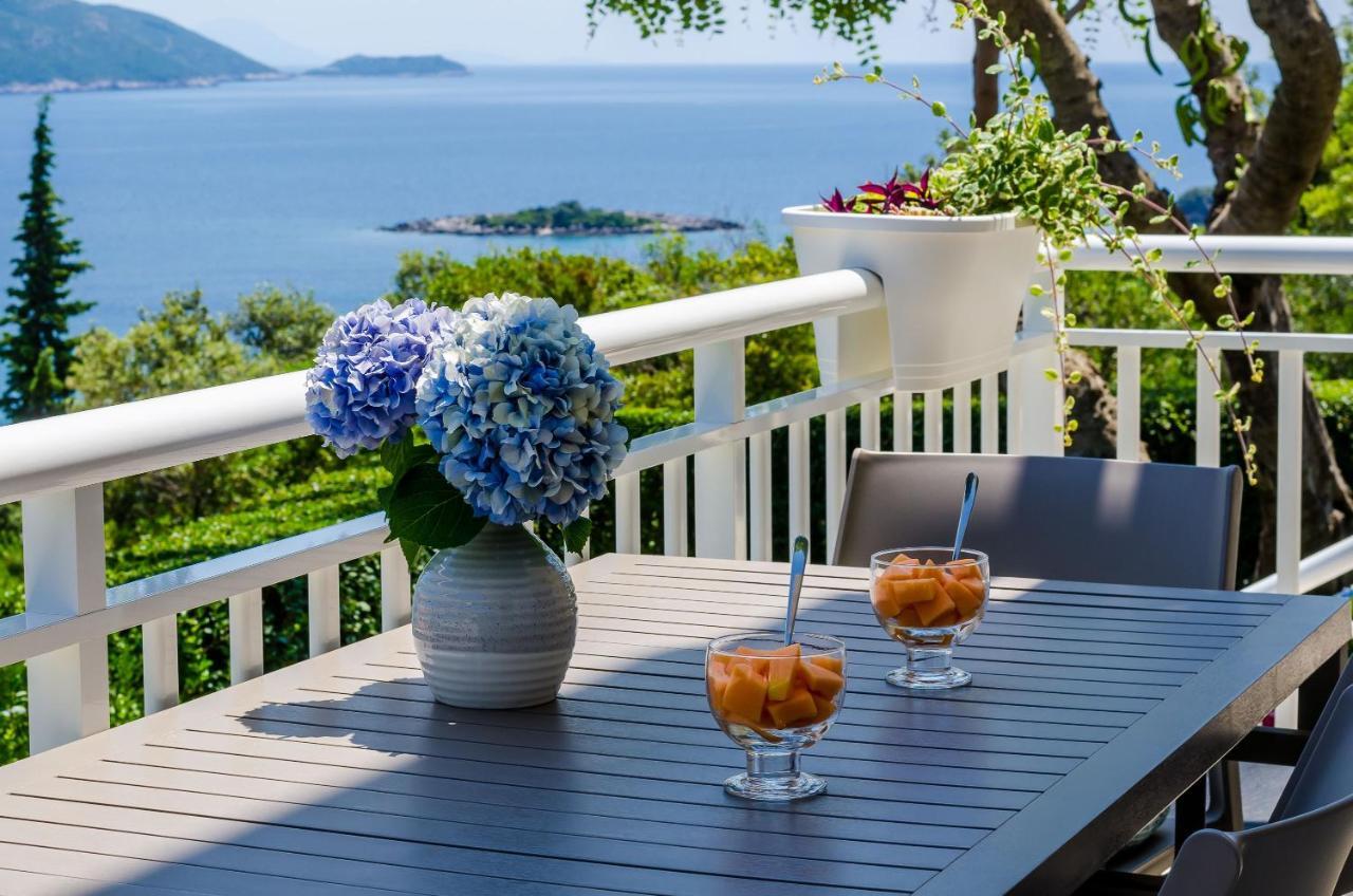 Apartments Sara Molunat Εξωτερικό φωτογραφία